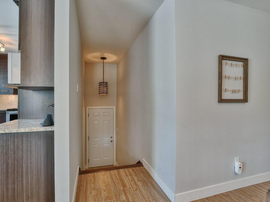 









2624


4e Rue

,
Sainte-Sophie,




QC
J5J1P2

