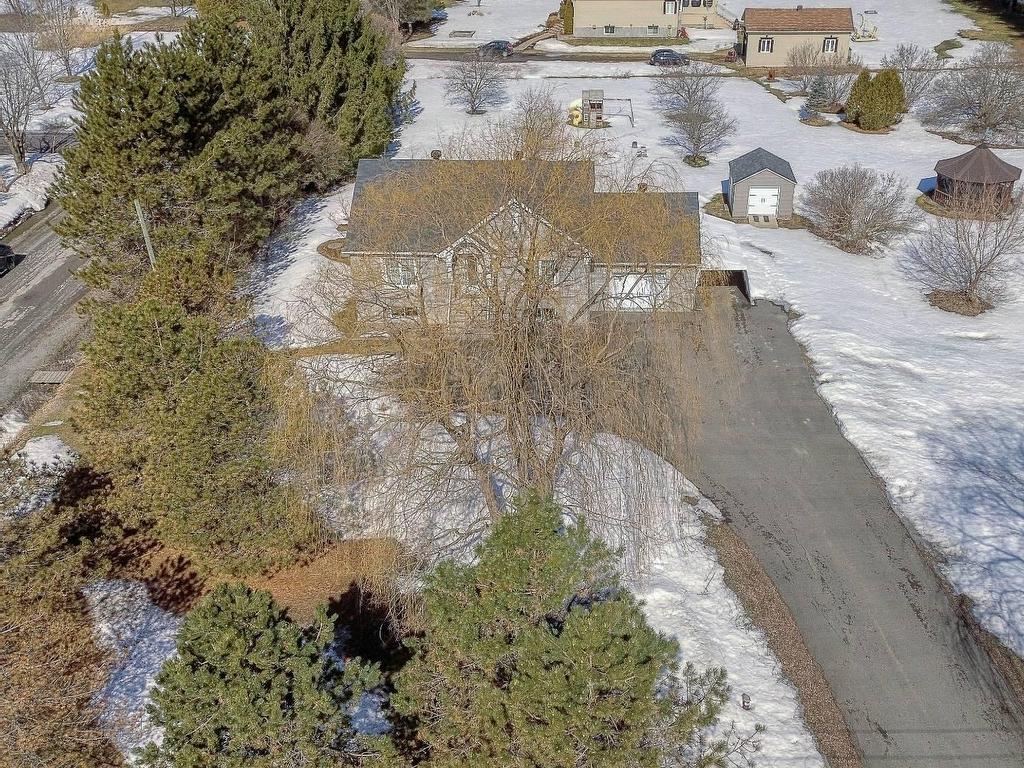 









2624


4e Rue

,
Sainte-Sophie,




QC
J5J1P2

