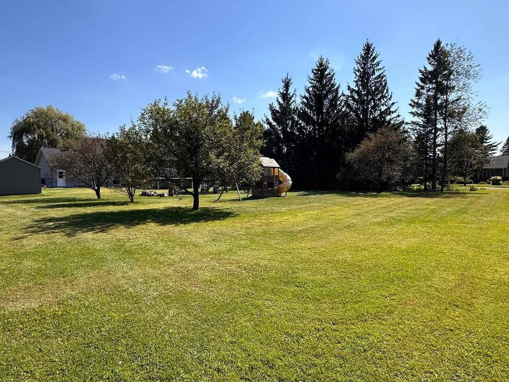 









2624


4e Rue

,
Sainte-Sophie,




QC
J5J1P2

