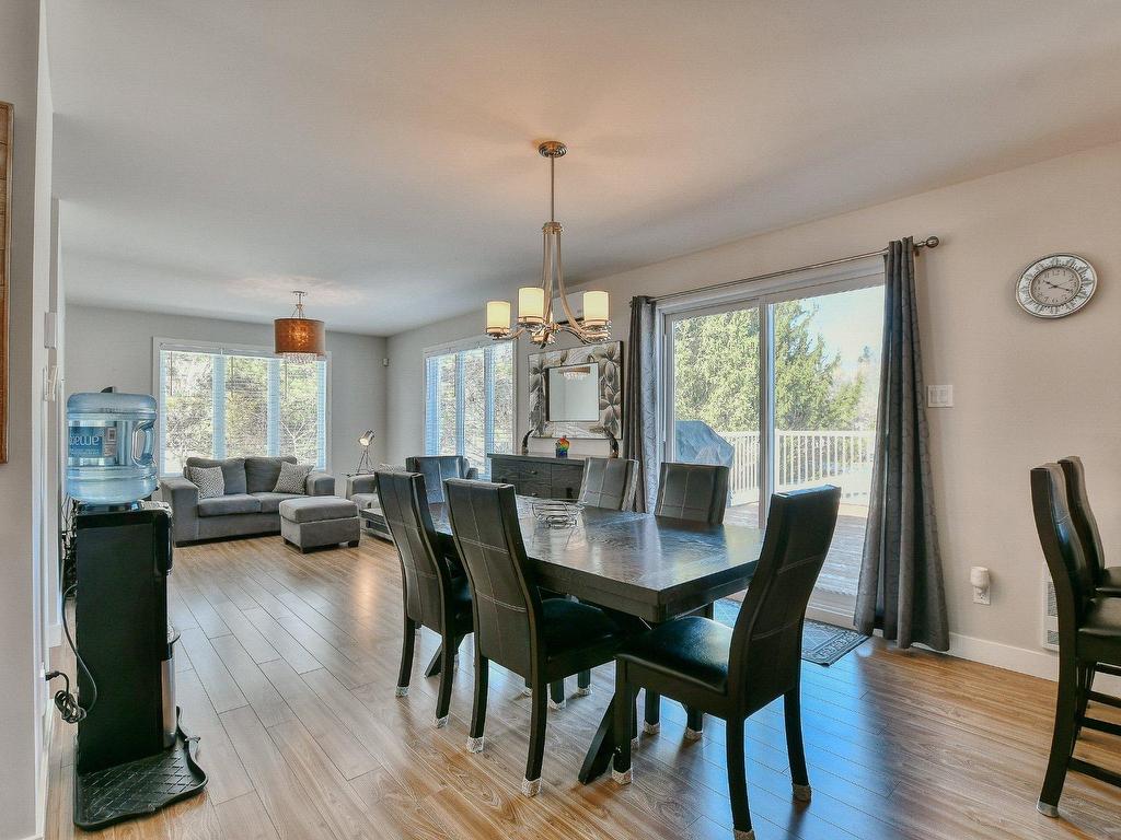 









2624


4e Rue

,
Sainte-Sophie,




QC
J5J1P2

