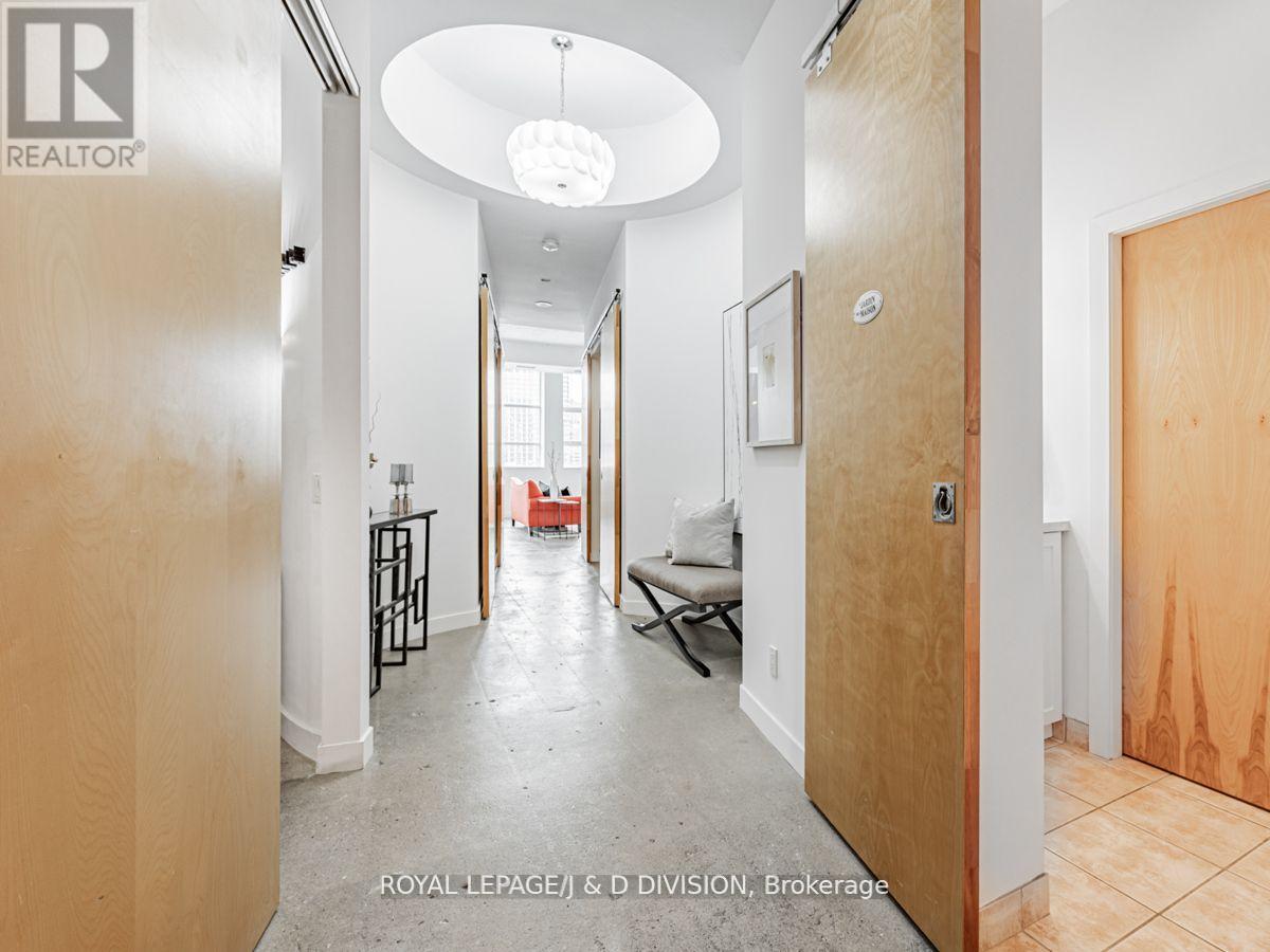 












PH21 - 155 DALHOUSIE STREET

,
Toronto,




Ontario
M5B2P7

