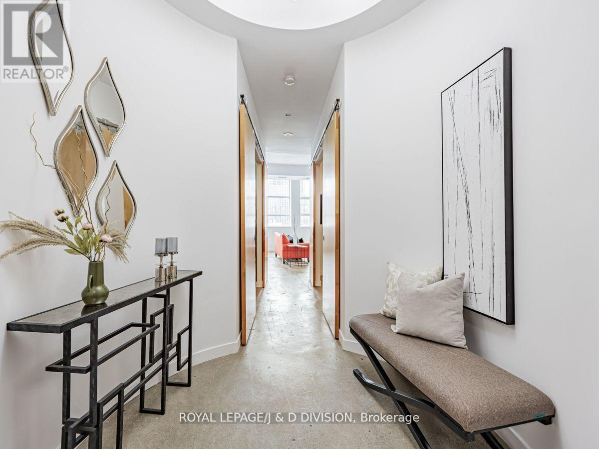 












PH21 - 155 DALHOUSIE STREET

,
Toronto,




Ontario
M5B2P7

