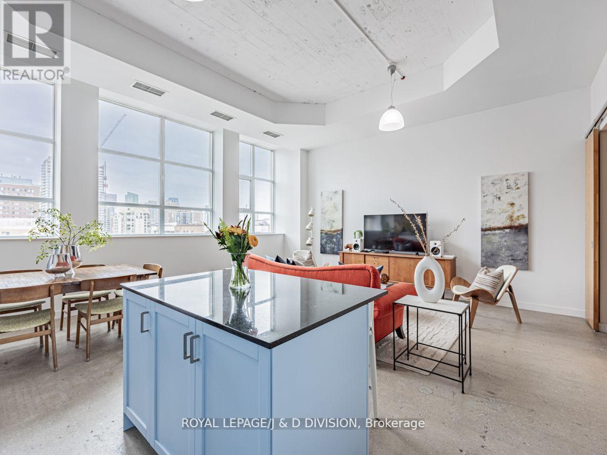 












PH21 - 155 DALHOUSIE STREET

,
Toronto,




Ontario
M5B2P7

