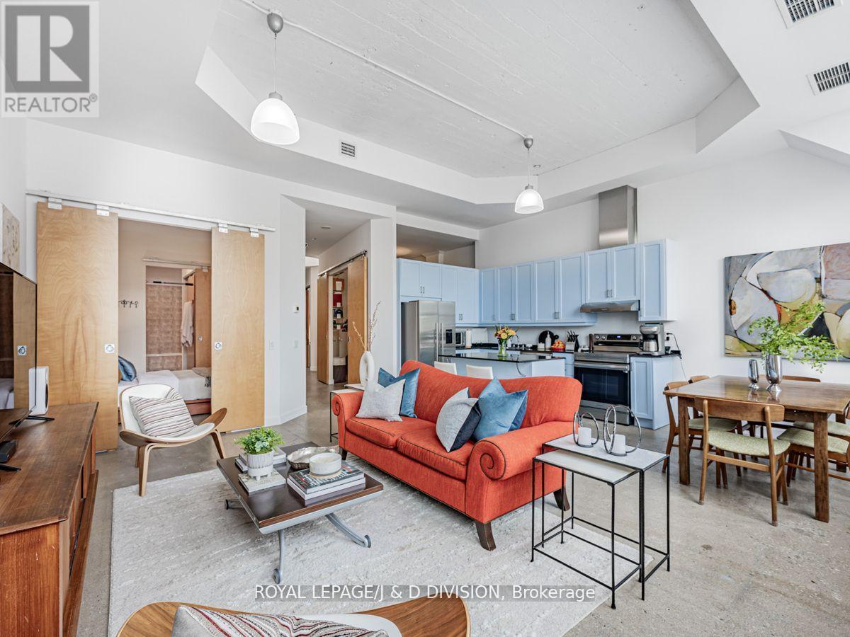 












PH21 - 155 DALHOUSIE STREET

,
Toronto,




Ontario
M5B2P7

