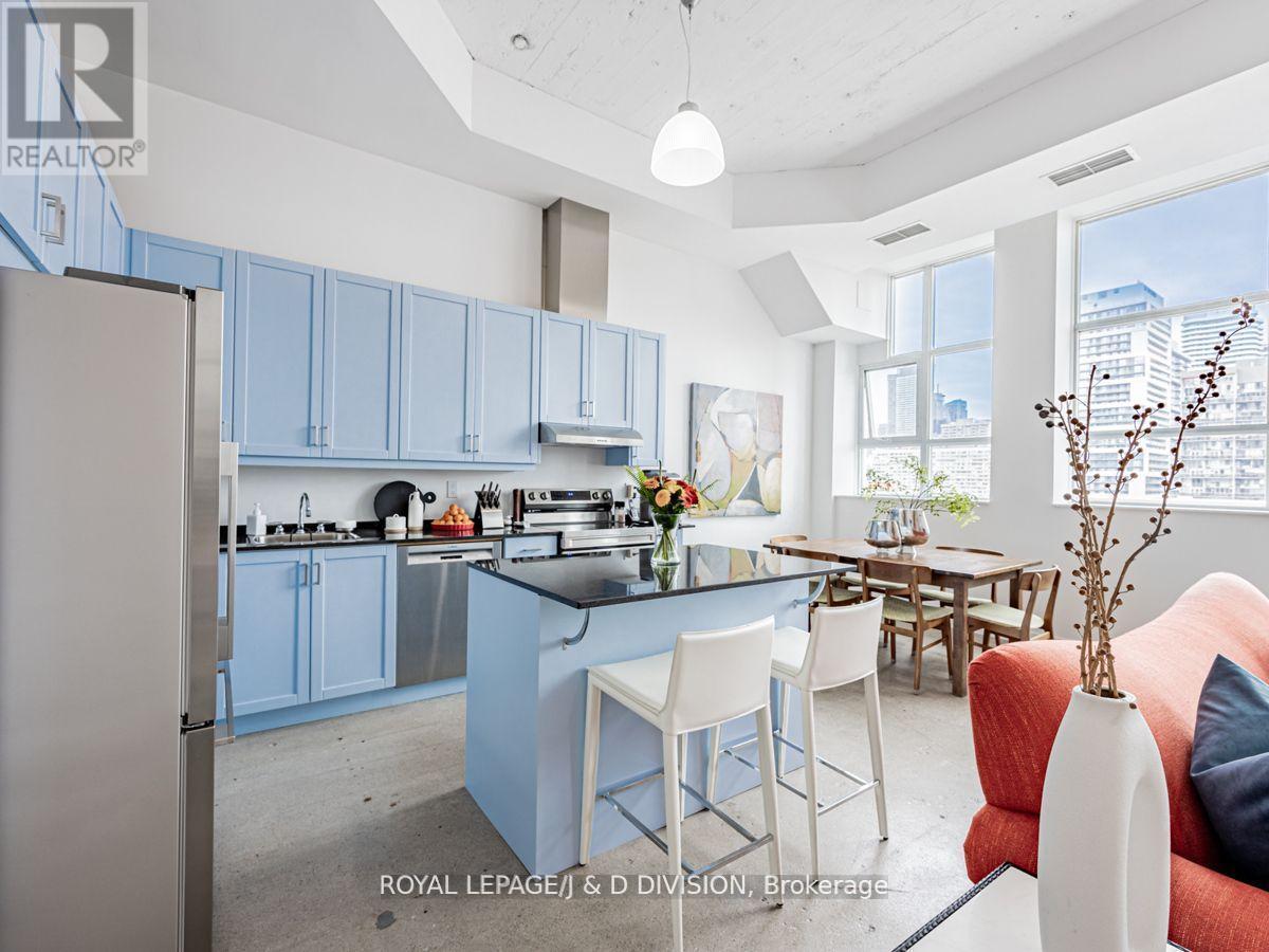 












PH21 - 155 DALHOUSIE STREET

,
Toronto,




Ontario
M5B2P7

