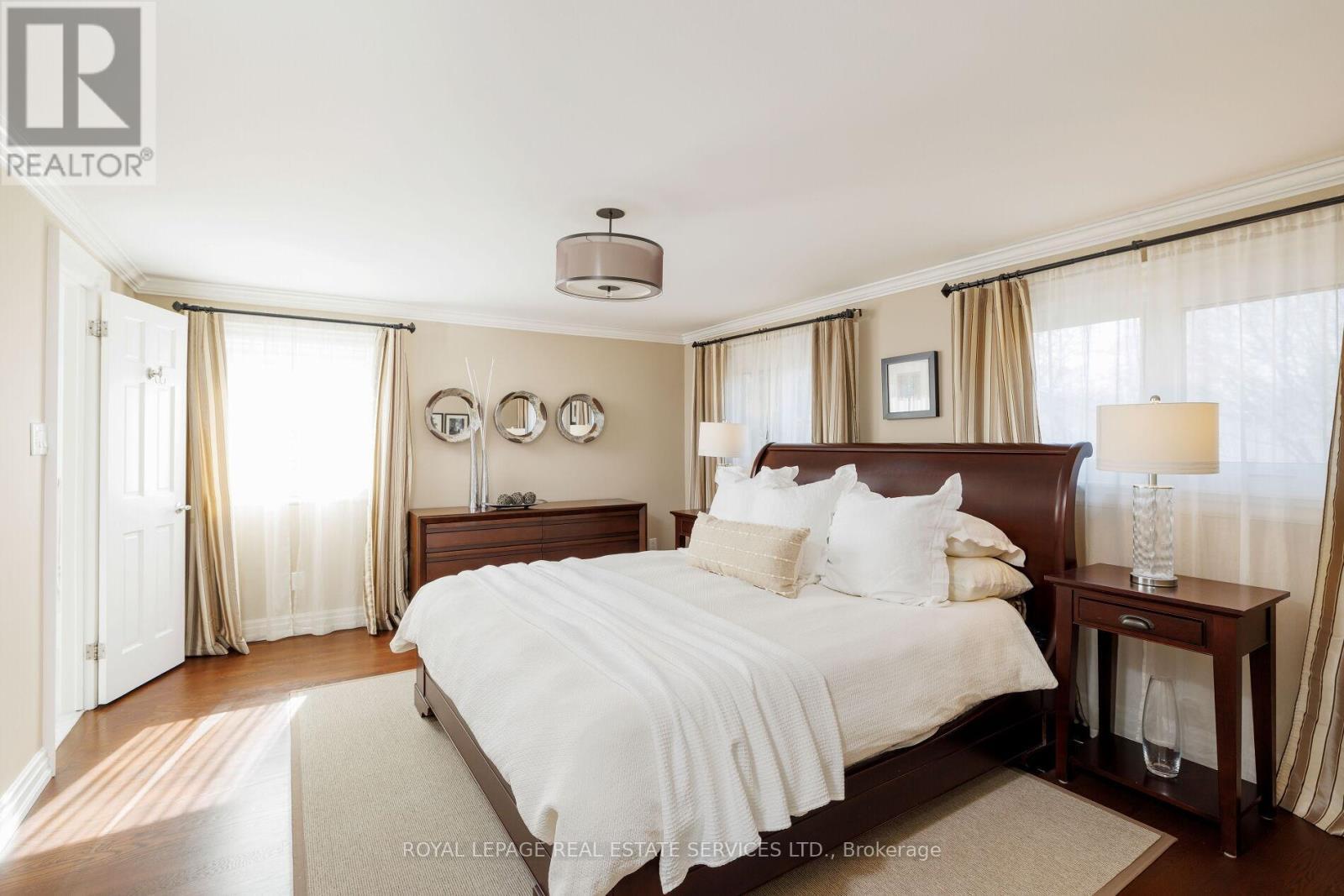 












2358 CANSO ROAD

,
Oakville,




Ontario
L6J5W6

