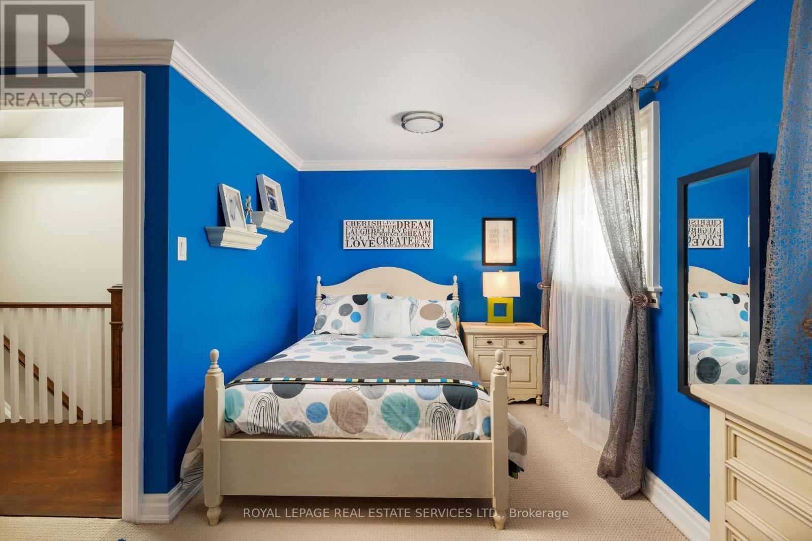 












2358 CANSO ROAD

,
Oakville,




Ontario
L6J5W6

