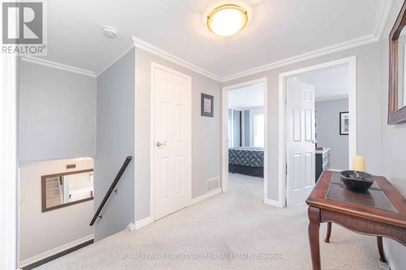 












54 GONDOLA CRESCENT

,
Brampton,




Ontario
L6S1W6

