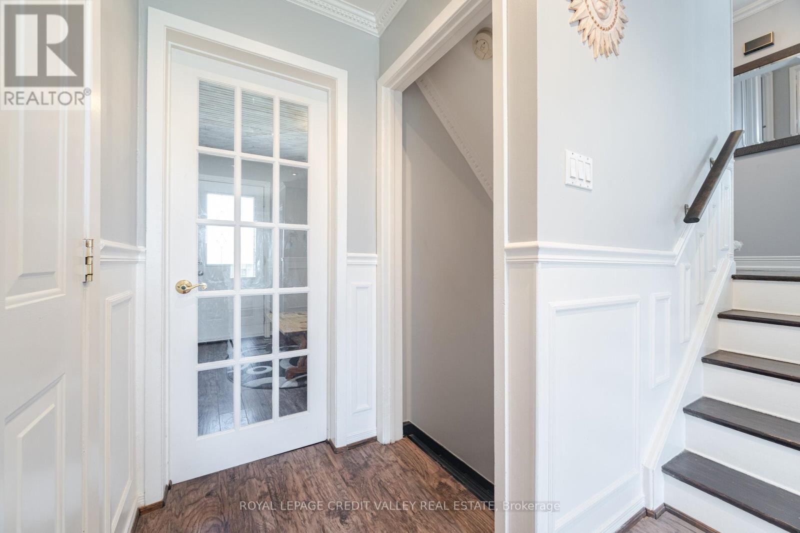 












54 GONDOLA CRESCENT

,
Brampton,




Ontario
L6S1W6


