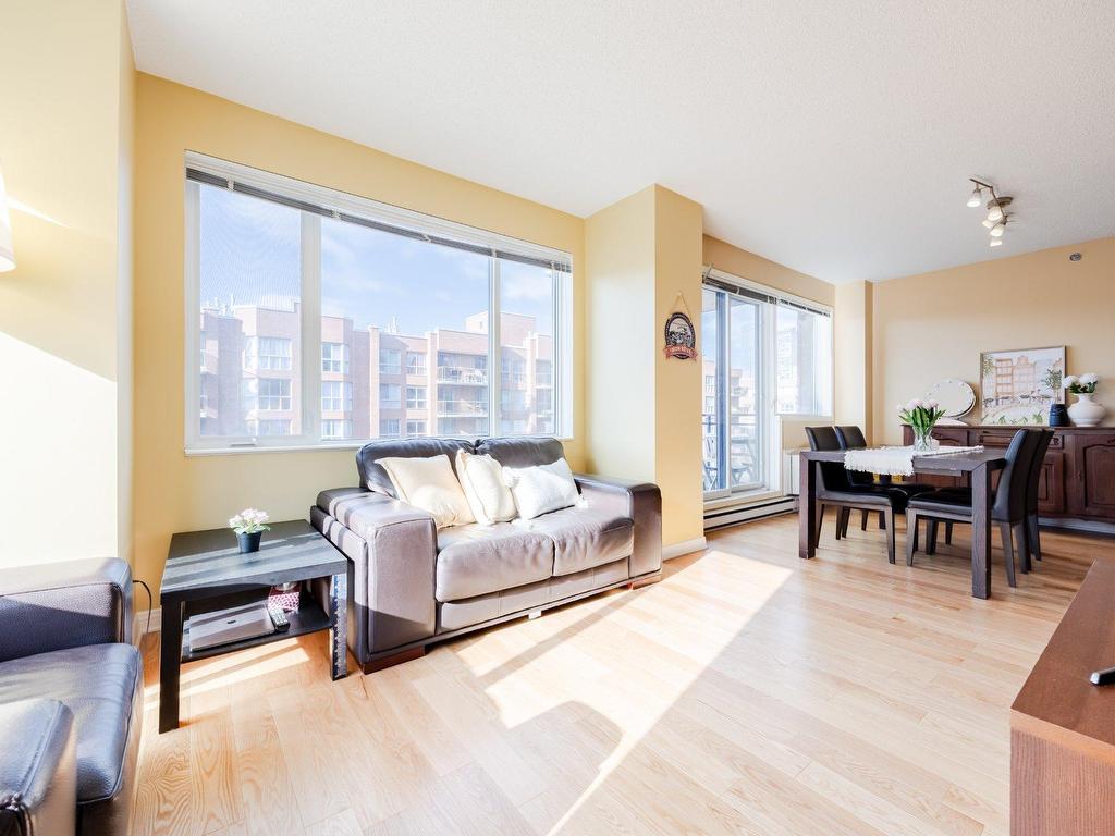 









551


Rue de la Montagne

, 610,
Montréal (Ville-Marie),




QC
H3C6S4

