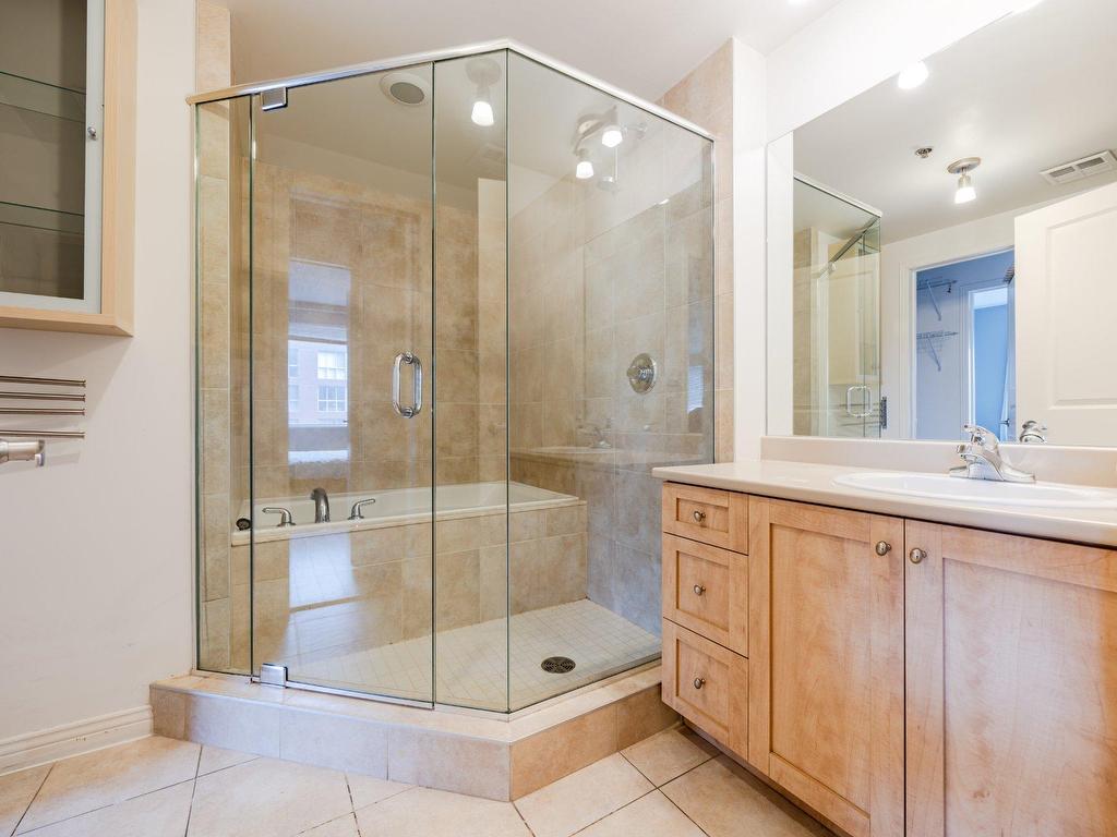 









551


Rue de la Montagne

, 610,
Montréal (Ville-Marie),




QC
H3C6S4


