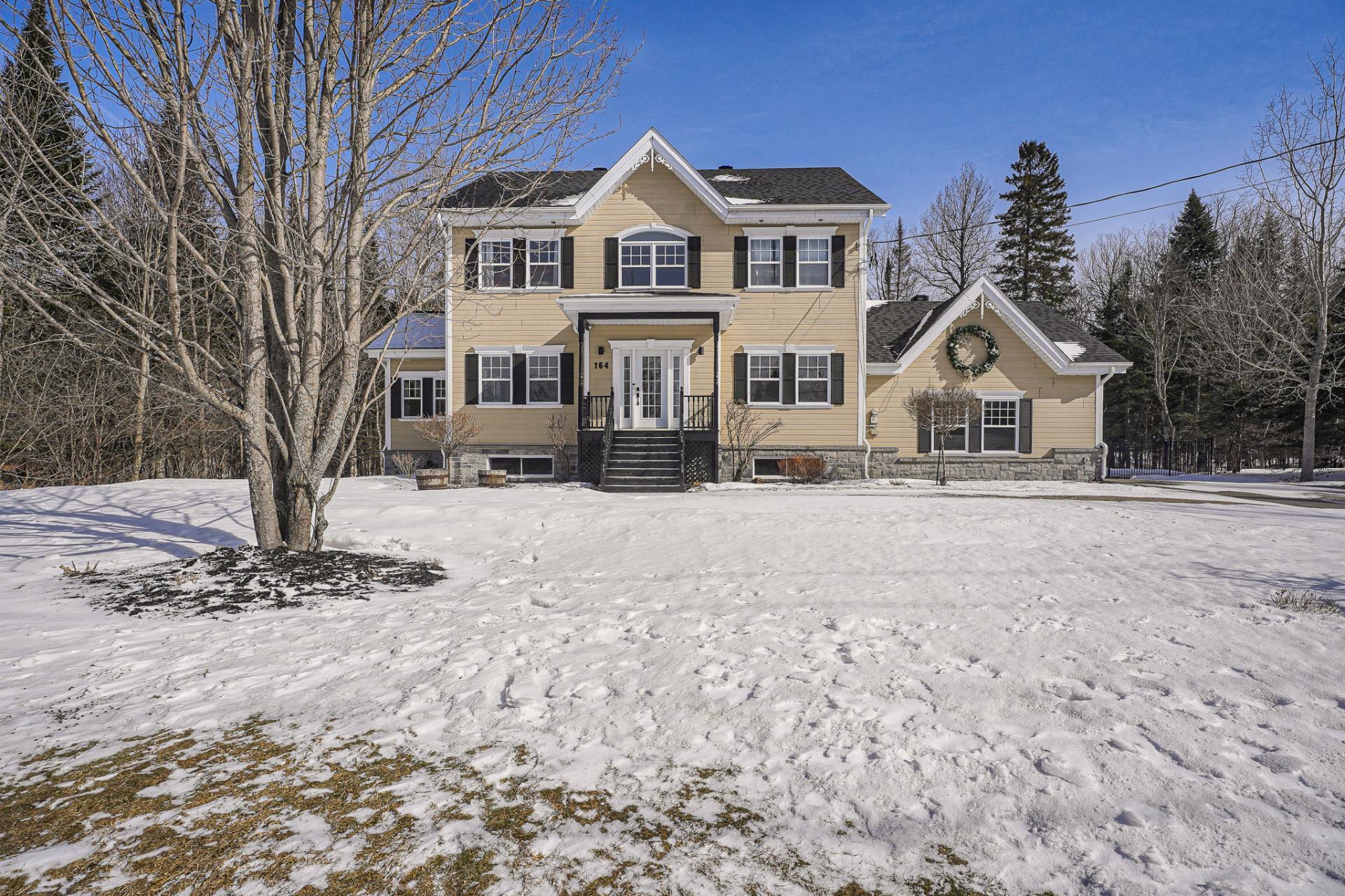 









164


Ch. du Mont-Catherine

,
Sainte-Agathe-des-Monts,




QC
J8C1W4

