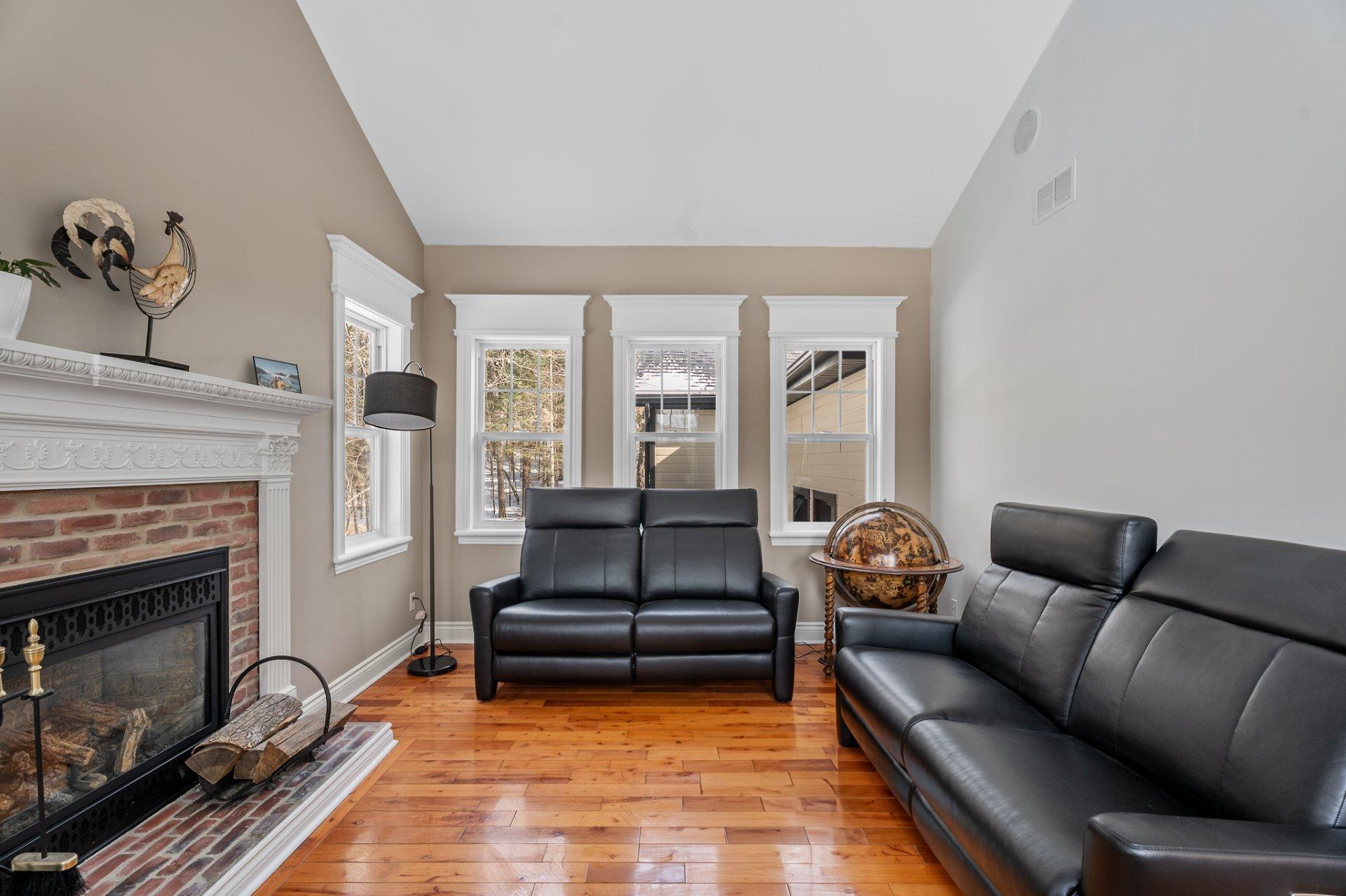 









164


Ch. du Mont-Catherine

,
Sainte-Agathe-des-Monts,




QC
J8C1W4

