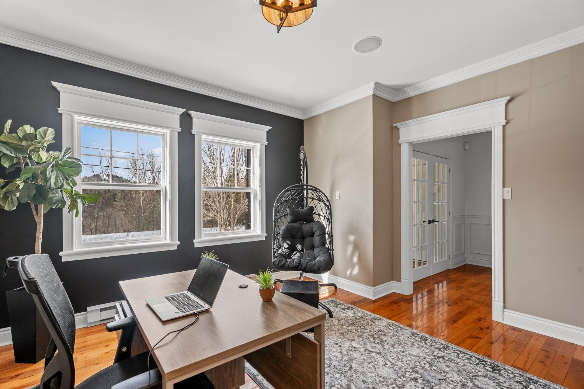 









164


Ch. du Mont-Catherine

,
Sainte-Agathe-des-Monts,




QC
J8C1W4

