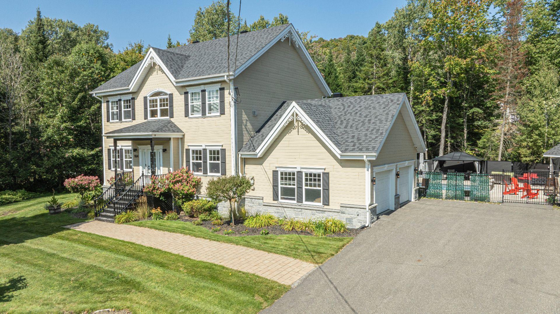 









164


Ch. du Mont-Catherine

,
Sainte-Agathe-des-Monts,




QC
J8C1W4

