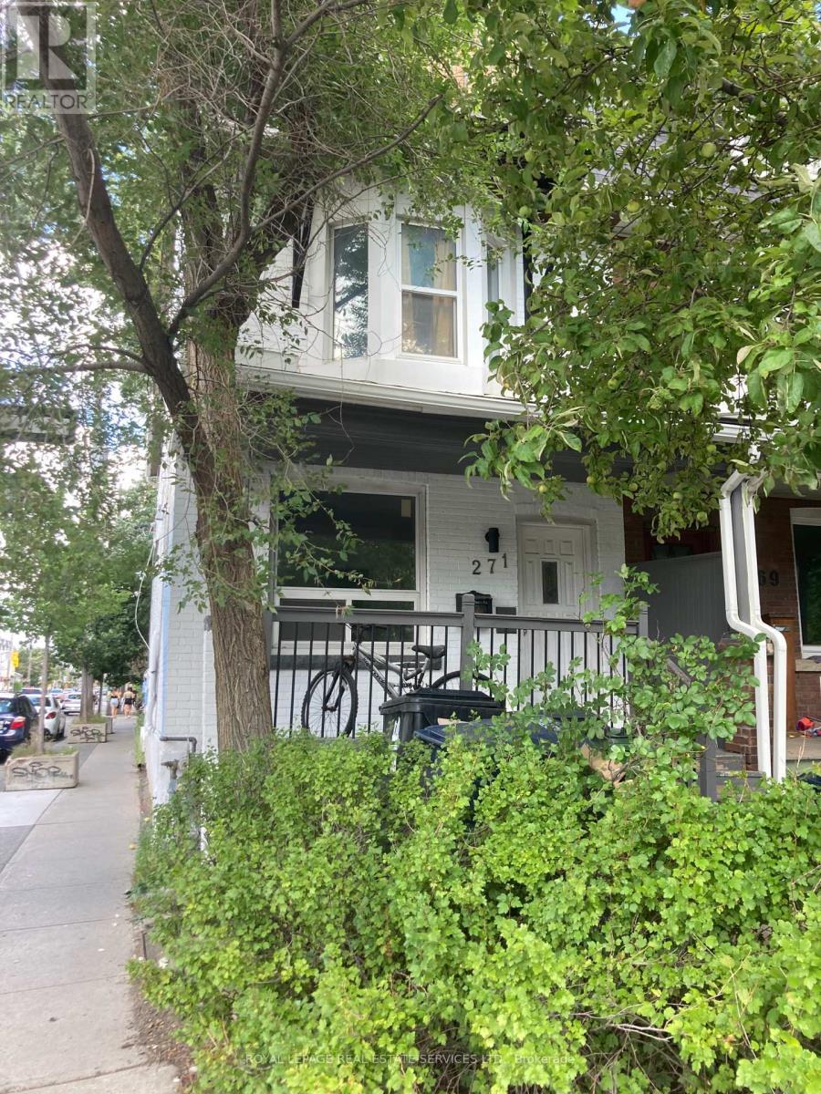 












3 - 271 ALBANY AVENUE

,
Toronto,




Ontario
M5R3C7

