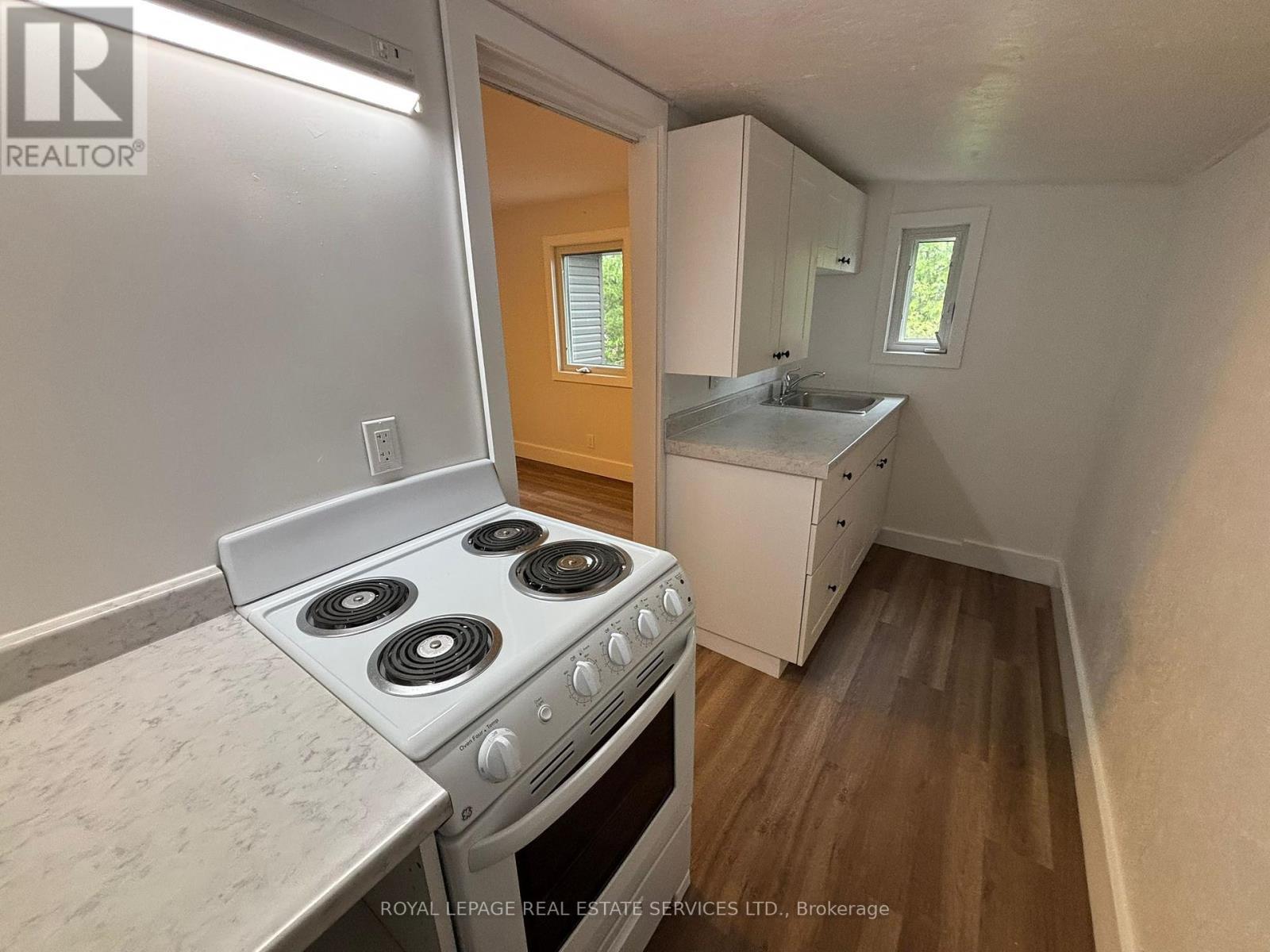 












BACHELOR - 92 SWORDS ROAD

,
Whitestone,




Ontario
P0A1G0

