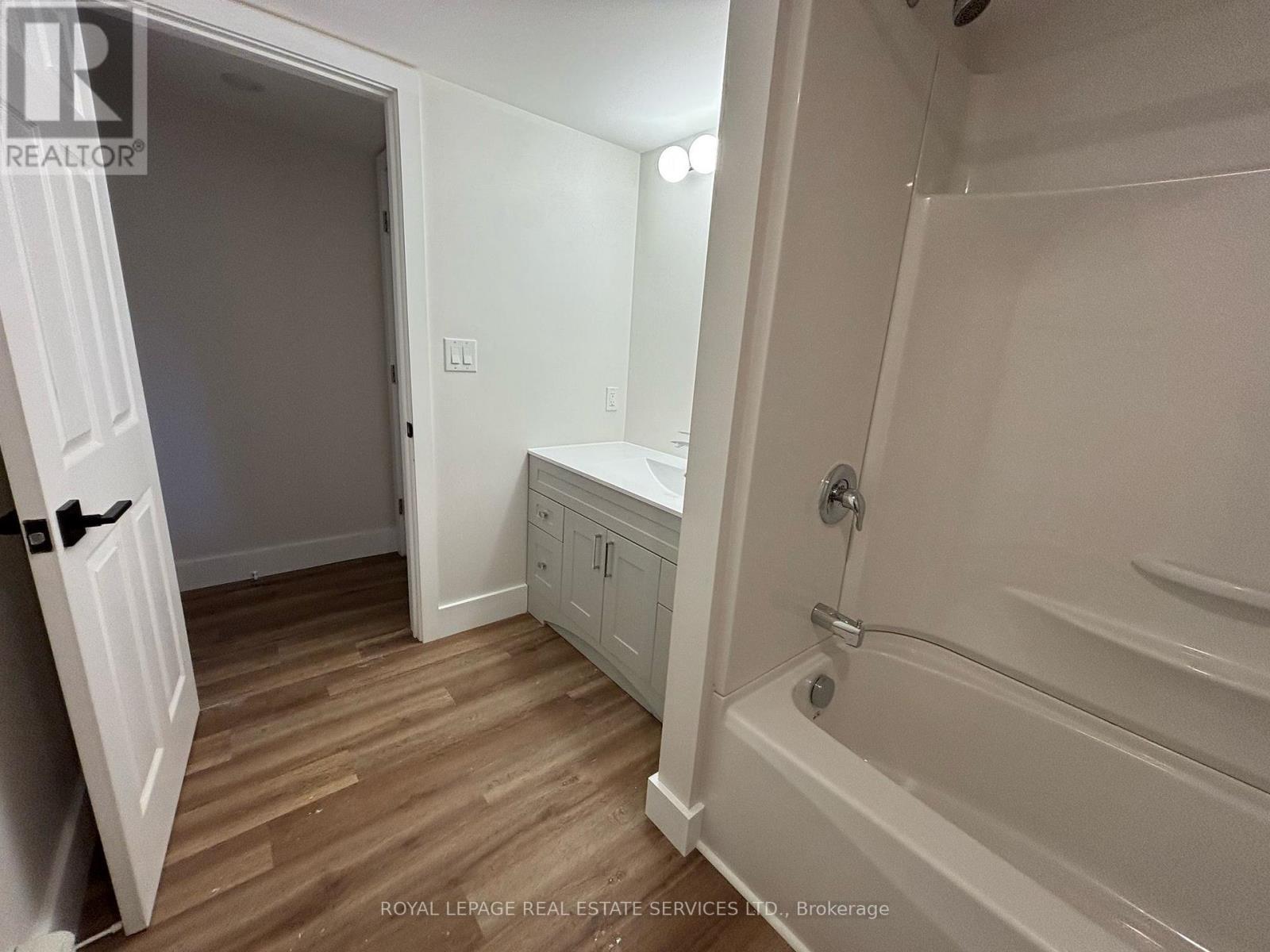 












BACHELOR - 92 SWORDS ROAD

,
Whitestone,




Ontario
P0A1G0

