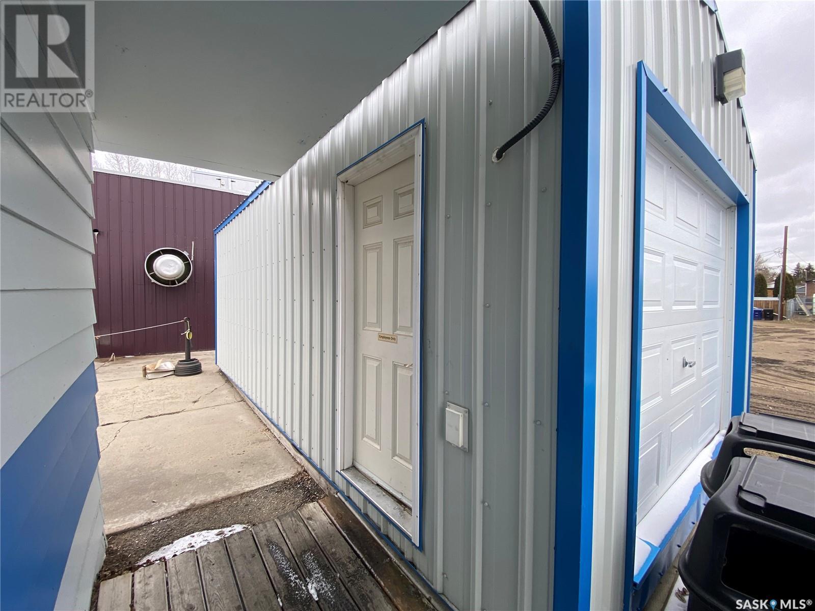 












418 1st AVENUE E

,
Leader,




Saskatchewan
S0N0C8

