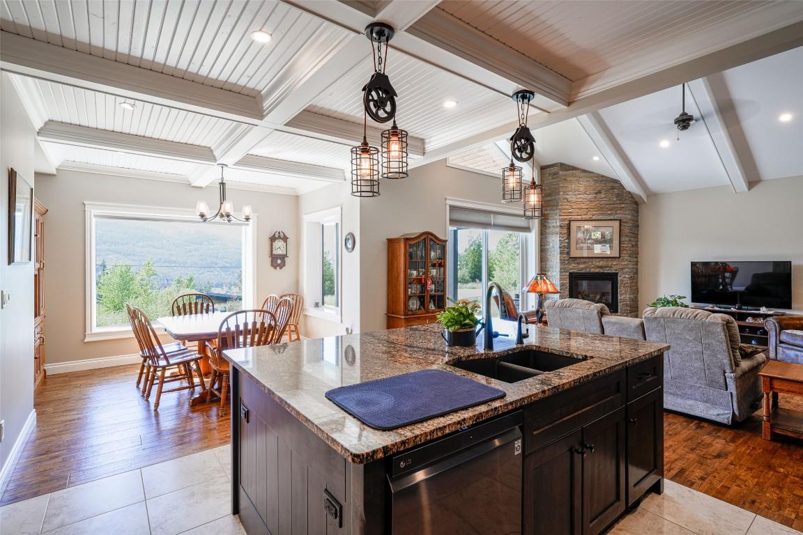 









6209


Tatlow

Road,
Salmon Arm,




BC
V1E 2X7

