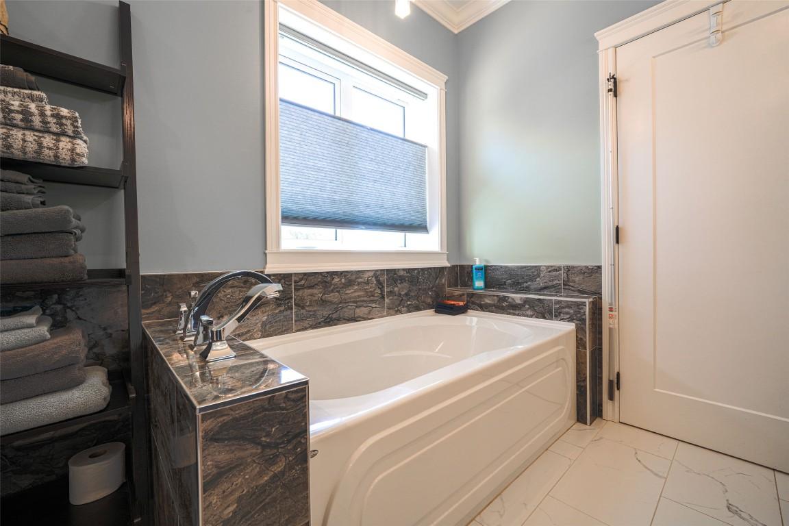 









6209


Tatlow

Road,
Salmon Arm,




BC
V1E 2X7


