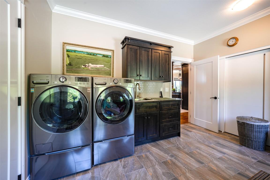 









6209


Tatlow

Road,
Salmon Arm,




BC
V1E 2X7

