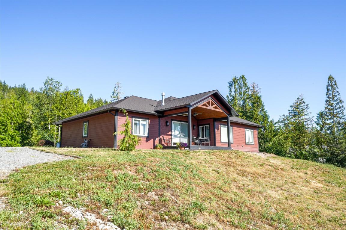 









6209


Tatlow

Road,
Salmon Arm,




BC
V1E 2X7

