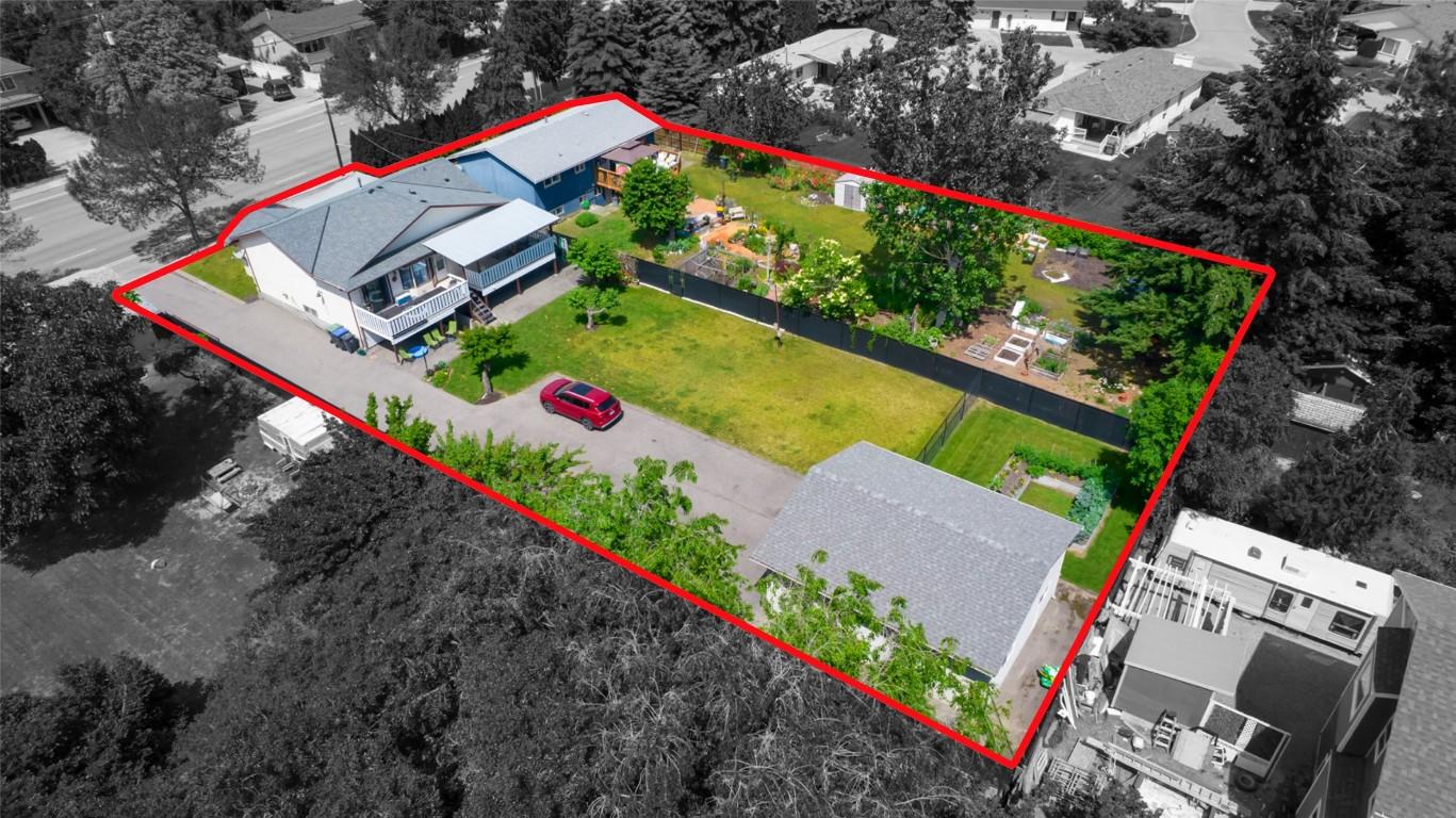 









3029


Gordon

Drive,
Kelowna,




BC
V1W 3R1

