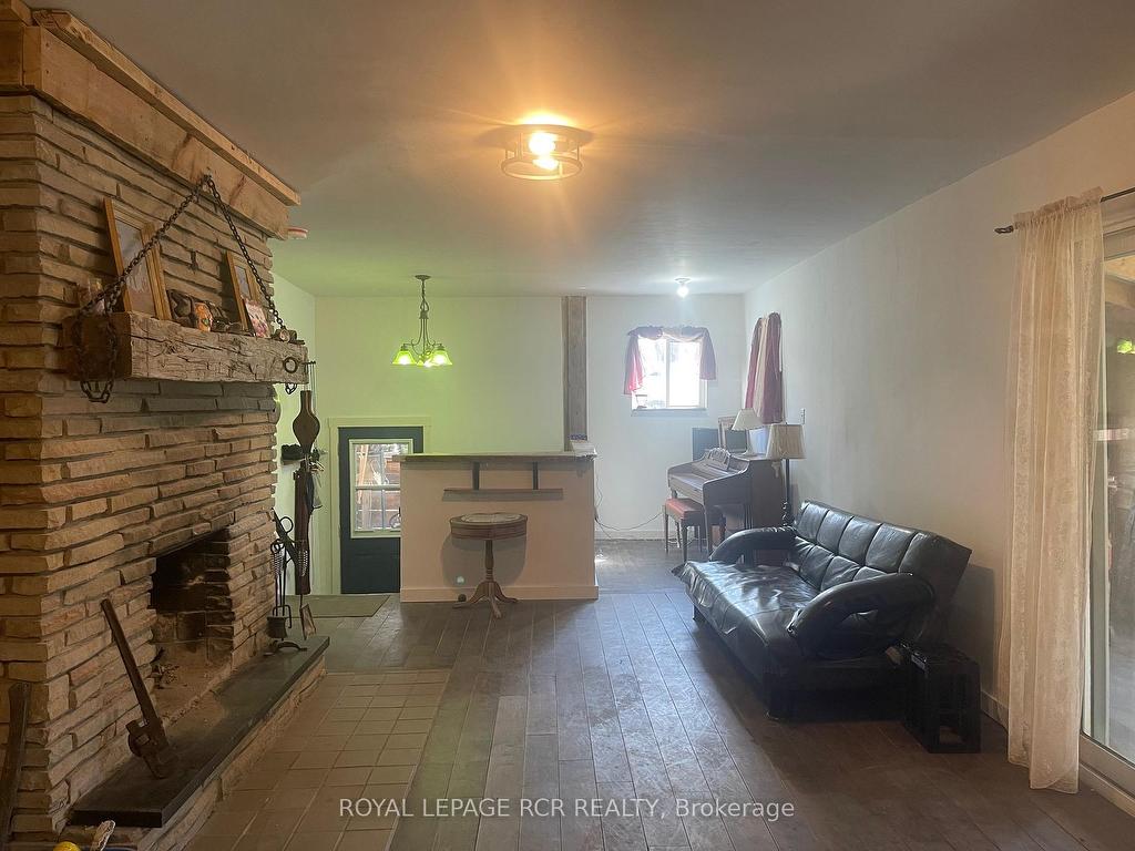 









26


Trafalgar

Road,
Erin,




ON
N0B 1Z0

