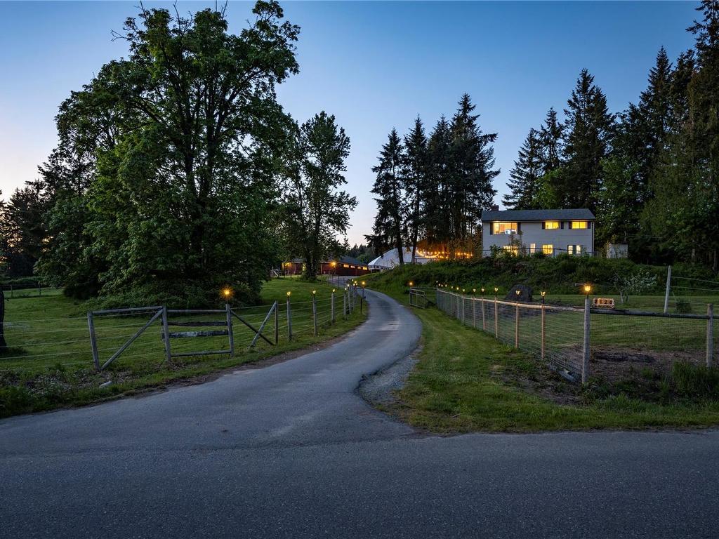 









2120


Huddington

Rd,
Nanaimo,




BC
V9X 1M1

