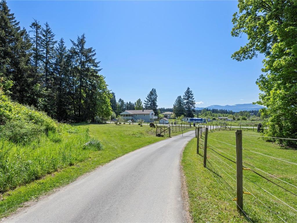 









2120


Huddington

Rd,
Nanaimo,




BC
V9X 1M1

