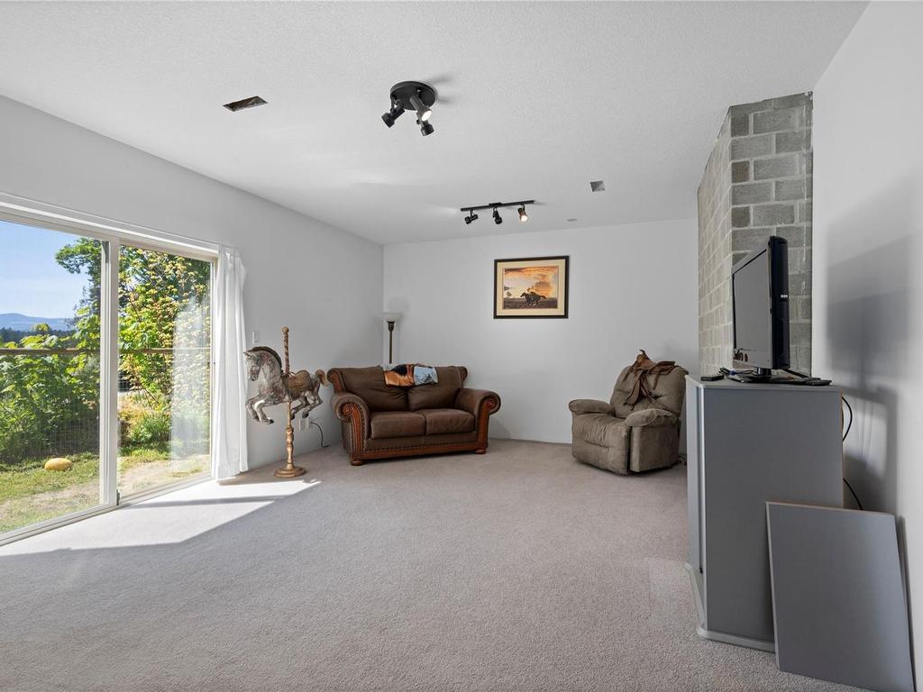 









2120


Huddington

Rd,
Nanaimo,




BC
V9X 1M1

