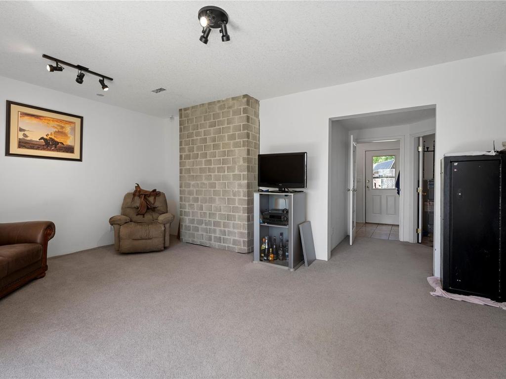 









2120


Huddington

Rd,
Nanaimo,




BC
V9X 1M1

