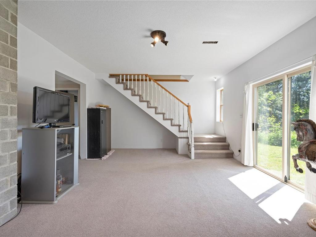 









2120


Huddington

Rd,
Nanaimo,




BC
V9X 1M1

