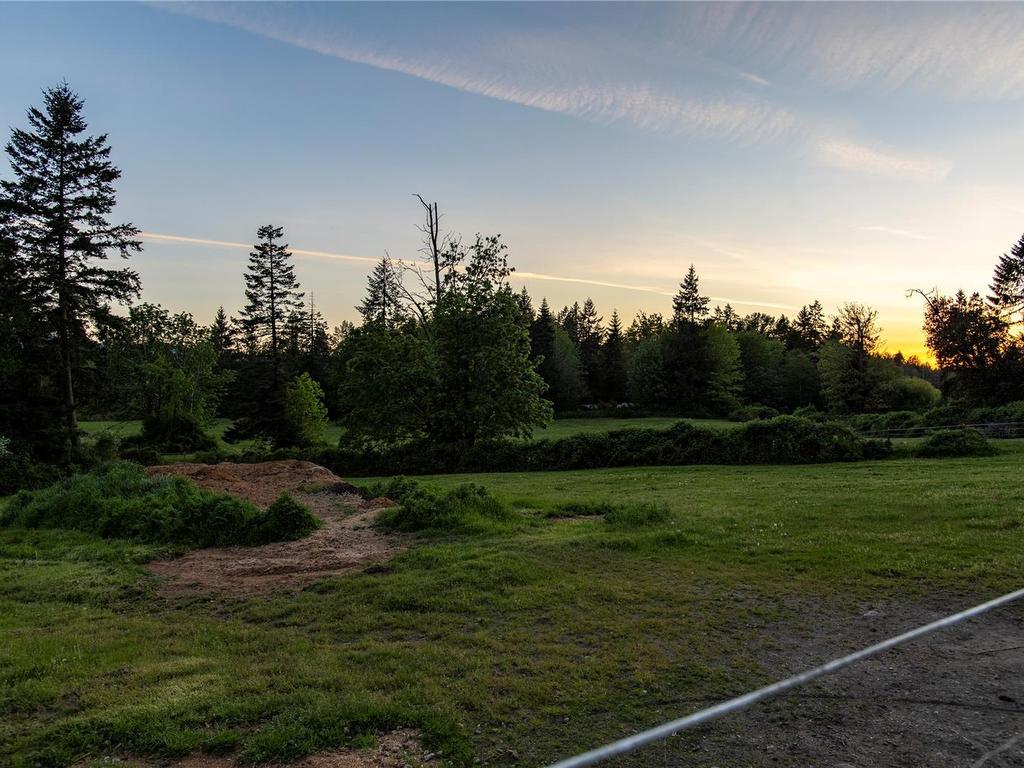 









2120


Huddington

Rd,
Nanaimo,




BC
V9X 1M1

