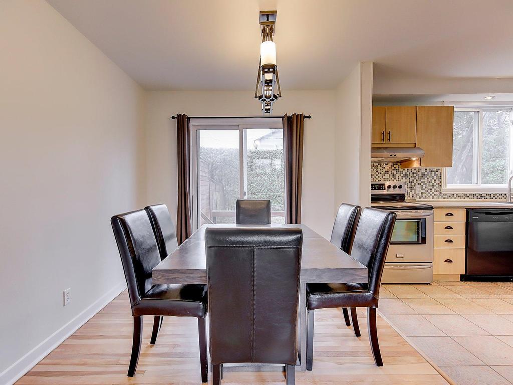 









73


Rue Caillé O.

,
Saint-Bruno-de-Montarville,




QC
J3V1L4

