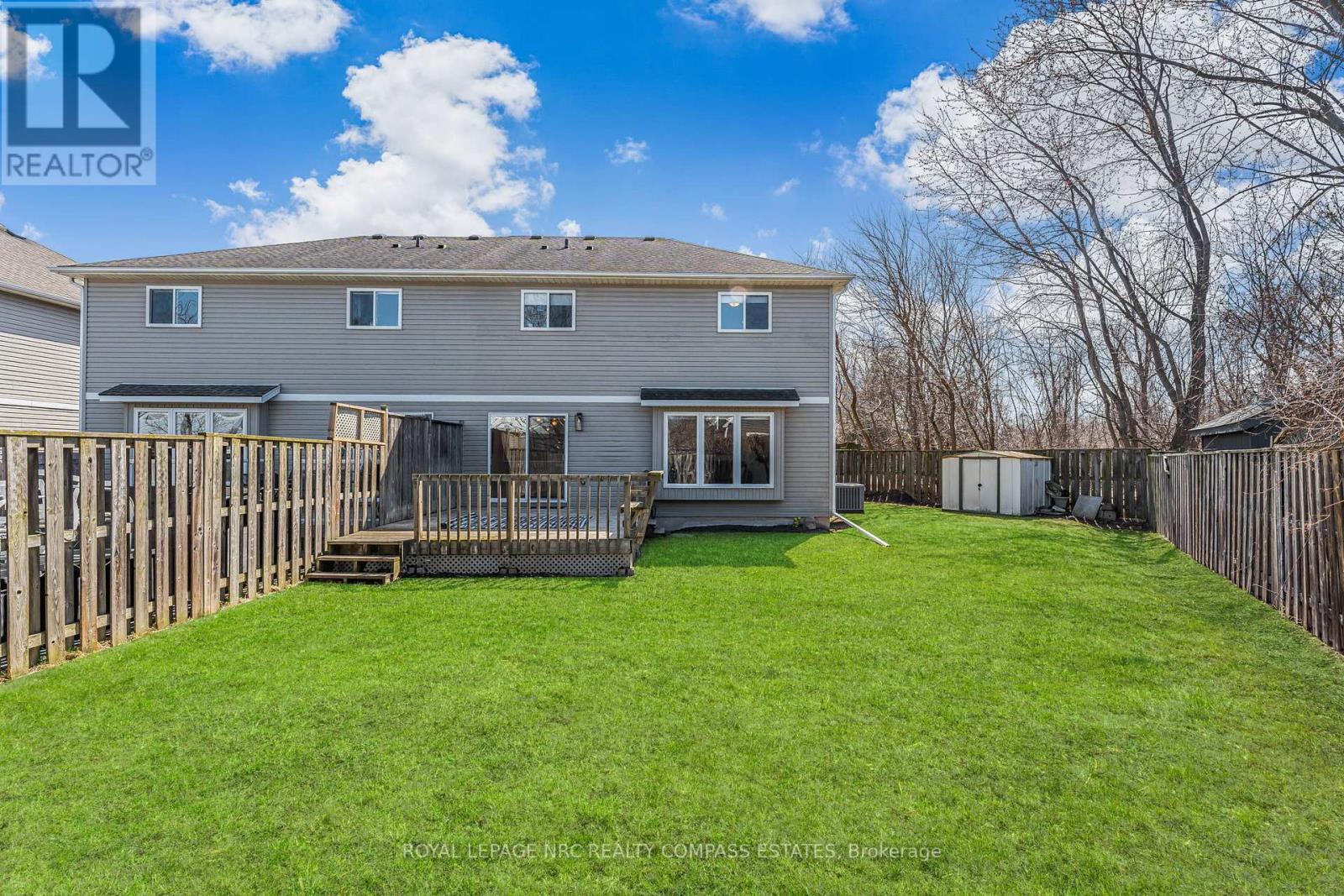 












4 - 41 BROADWAY AVENUE

,
St. Catharines (Port Weller),




Ontario
L2M1M3

