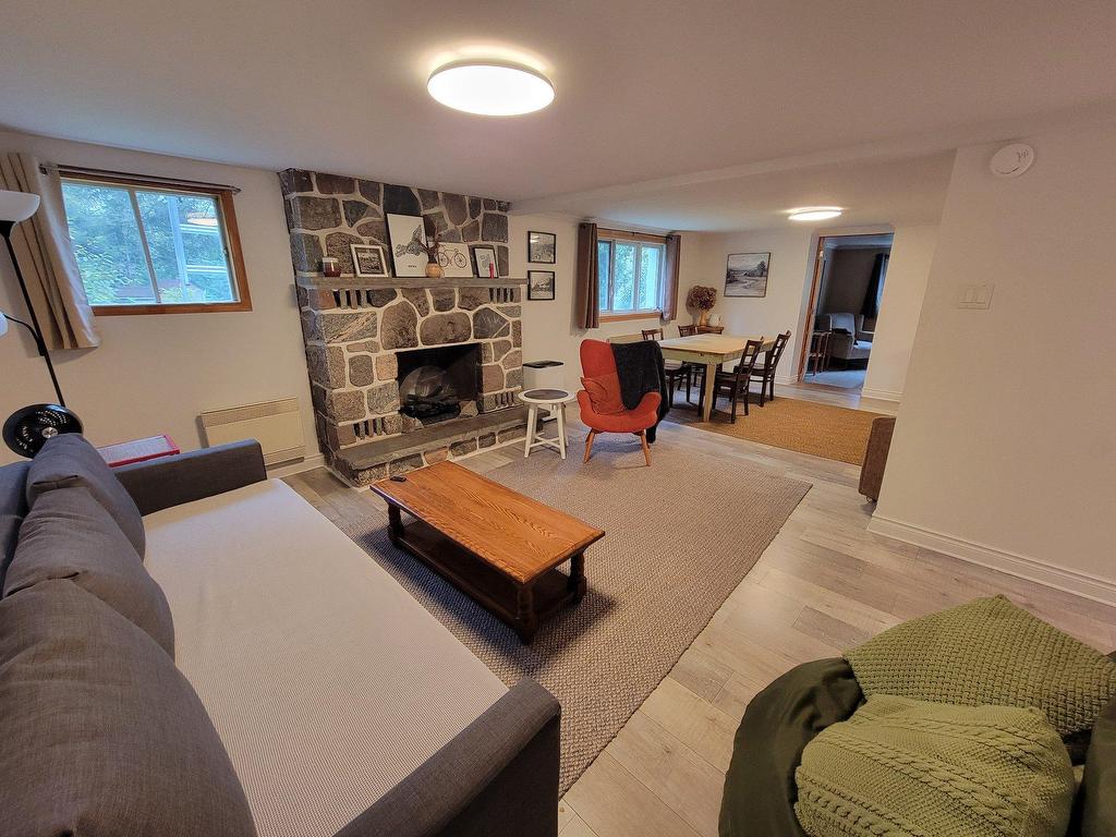 









24


Rue des Pionniers

,
La Macaza,




QC
J0T1R0

