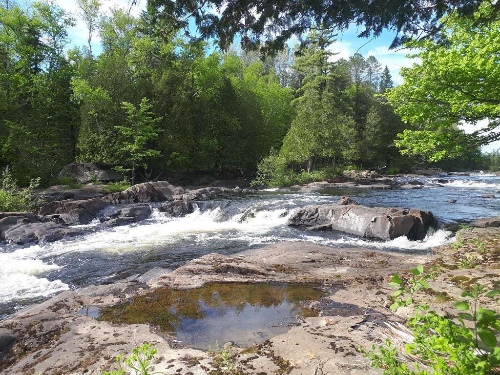 









24


Rue des Pionniers

,
La Macaza,




QC
J0T1R0

