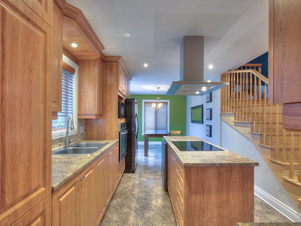 









485


Boul. Binette

,
Saint-Eustache,




QC
J7P0B8

