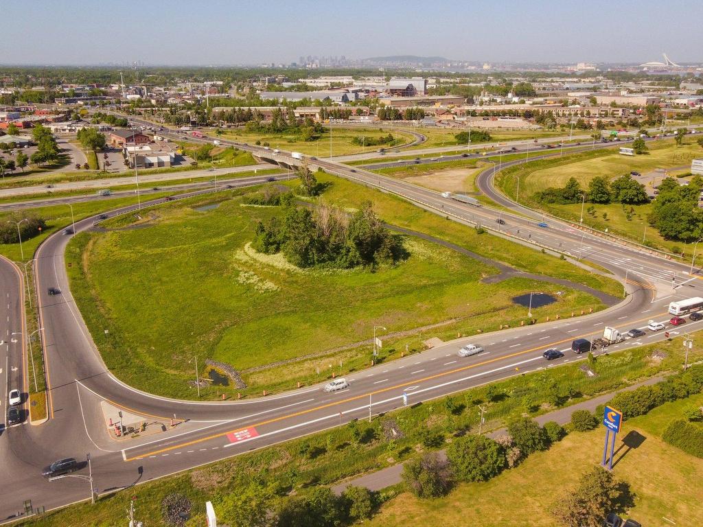 









130


Boul. de Mortagne

, 200,
Boucherville,




QC
J4B5M7

