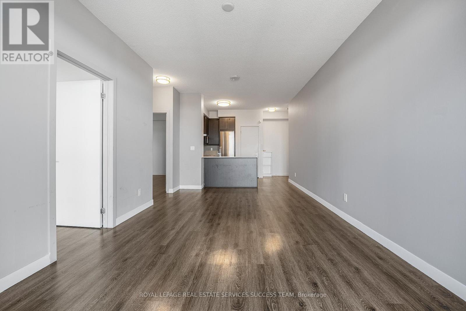 












1407 - 2093 FAIRVIEW STREET

,
Burlington,




Ontario
L7R0E6

