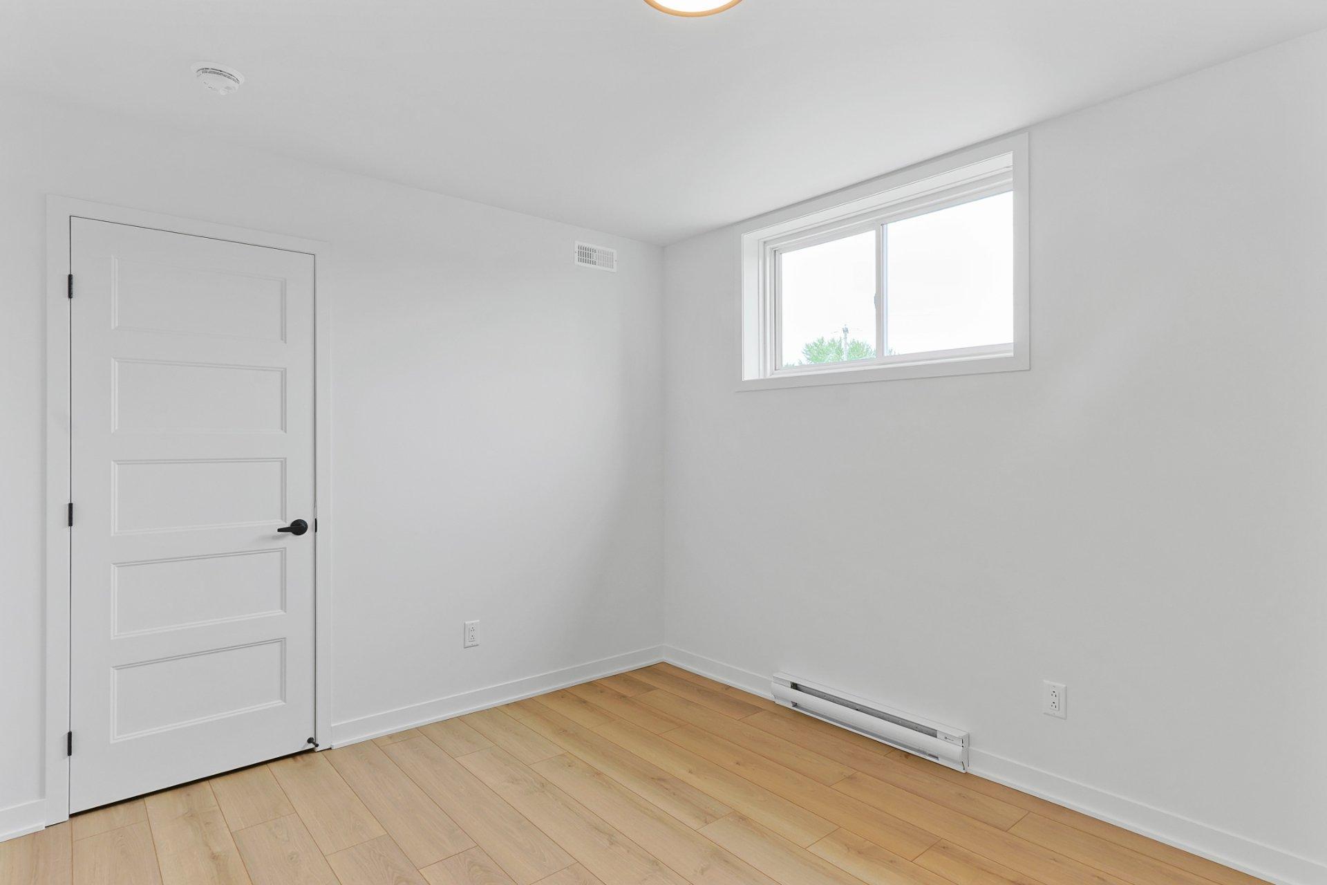 









217


Rue de la Barrière

,
Salaberry-de-Valleyfield,




QC
J6T6H9

