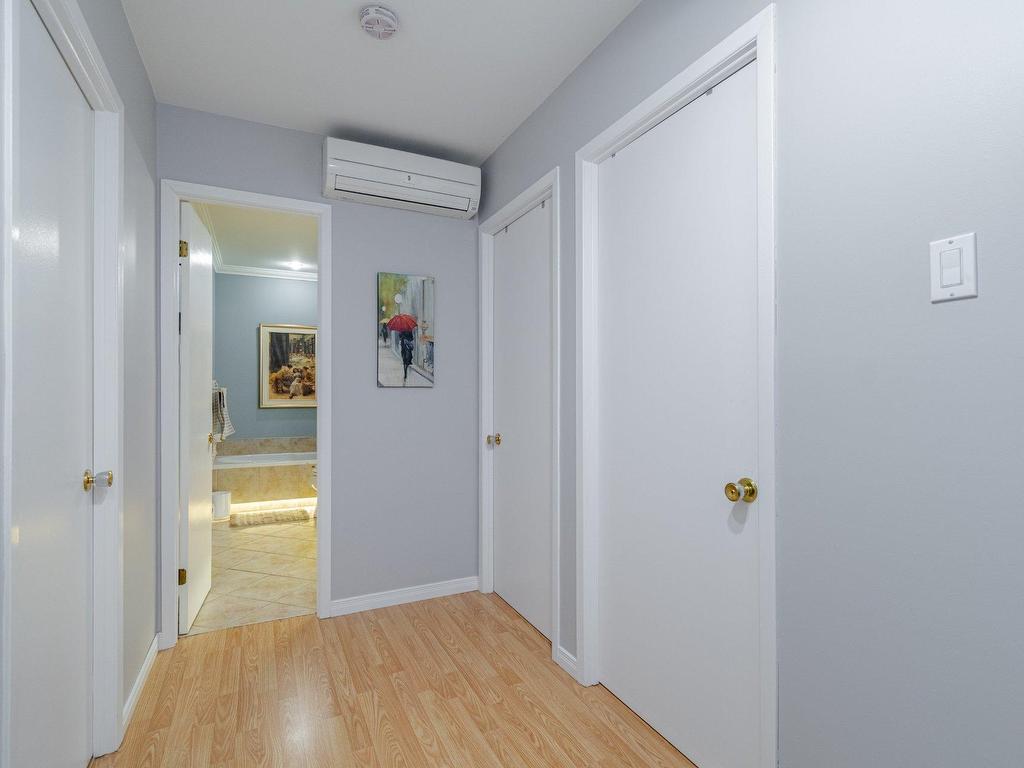 









865


Rue Trémoy

,
Québec (Sainte-Foy/Sillery/Cap-Rouge),




QC
G1X4A9

