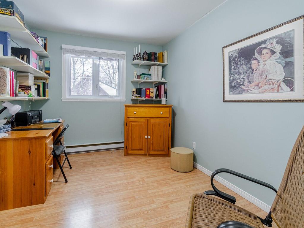 









865


Rue Trémoy

,
Québec (Sainte-Foy/Sillery/Cap-Rouge),




QC
G1X4A9

