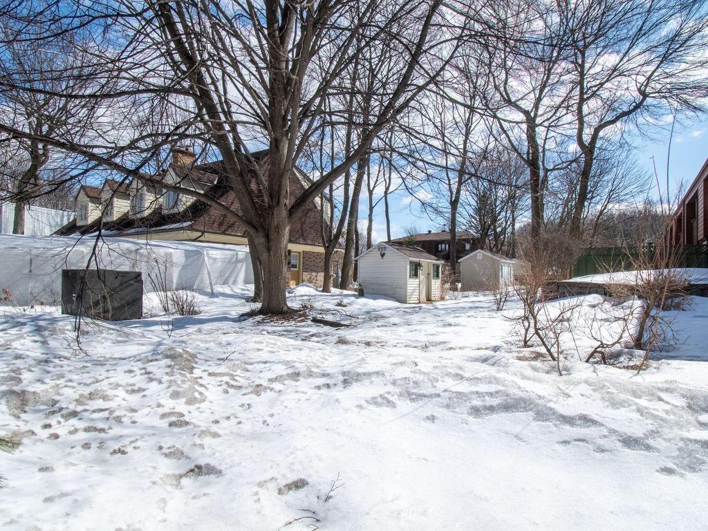 









865


Rue Trémoy

,
Québec (Sainte-Foy/Sillery/Cap-Rouge),




QC
G1X4A9

