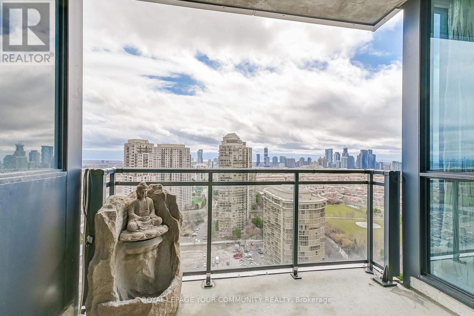 












2702 - 75 EGLINTON AVENUE W

,
Mississauga,




Ontario
L5R0E5

