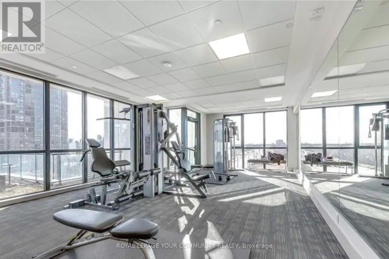 












2702 - 75 EGLINTON AVENUE W

,
Mississauga,




Ontario
L5R0E5

