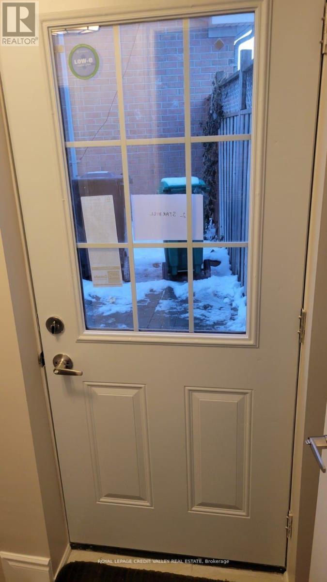 












72 STARHILL CRESCENT

,
Brampton,




Ontario
L6R2W1

