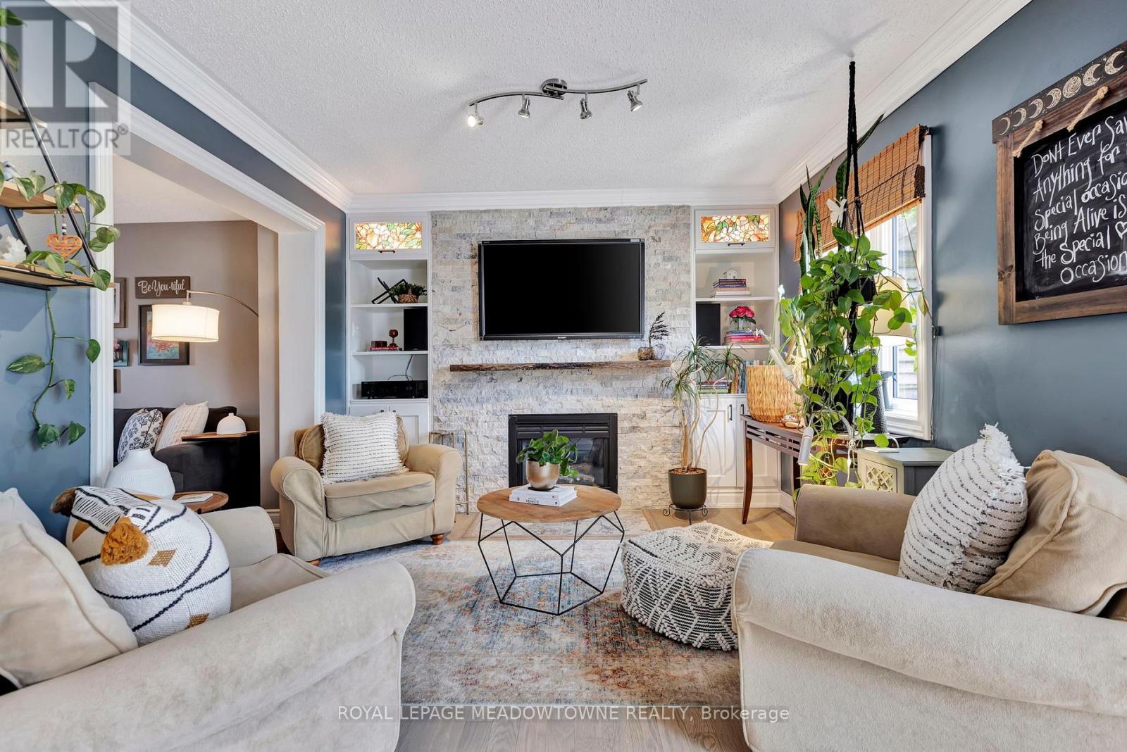 












1 WOODSPRING COURT E

,
Hamilton,




Ontario
L8N2Z7

